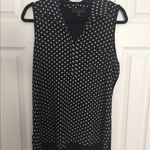Woman’s Black and white Sleeveless top size M